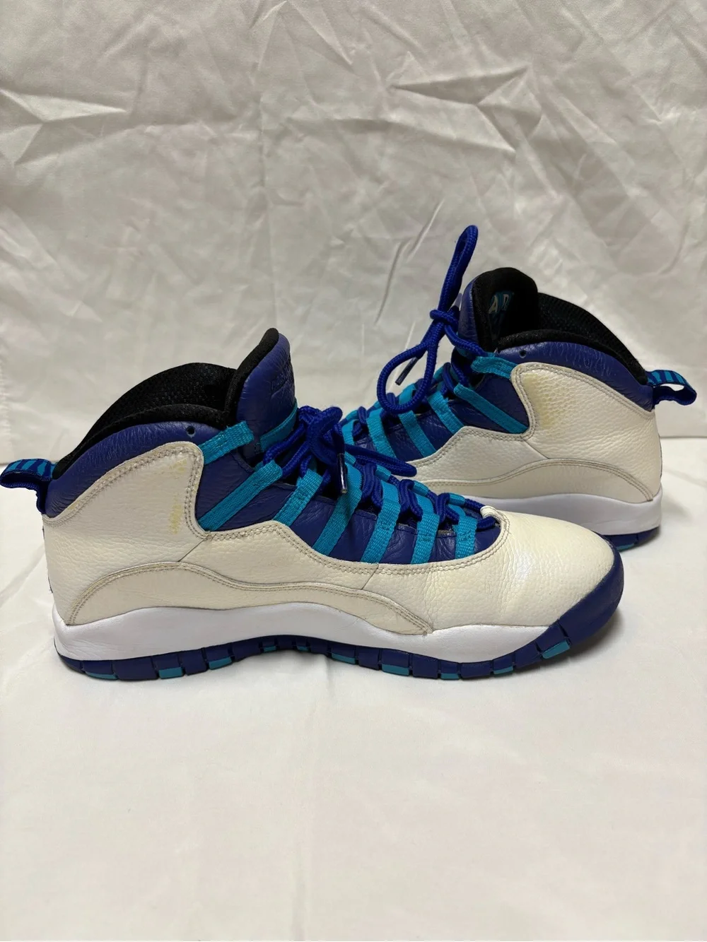 Jordan Air Jordan 10 Retro Charlotte Hornets 2016 High Top 310805-107 Size 11.5